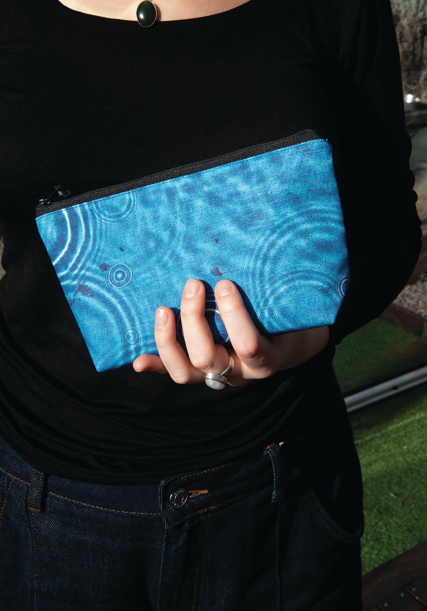 The Bicheno Pouch - Cerulean Drops Fabric