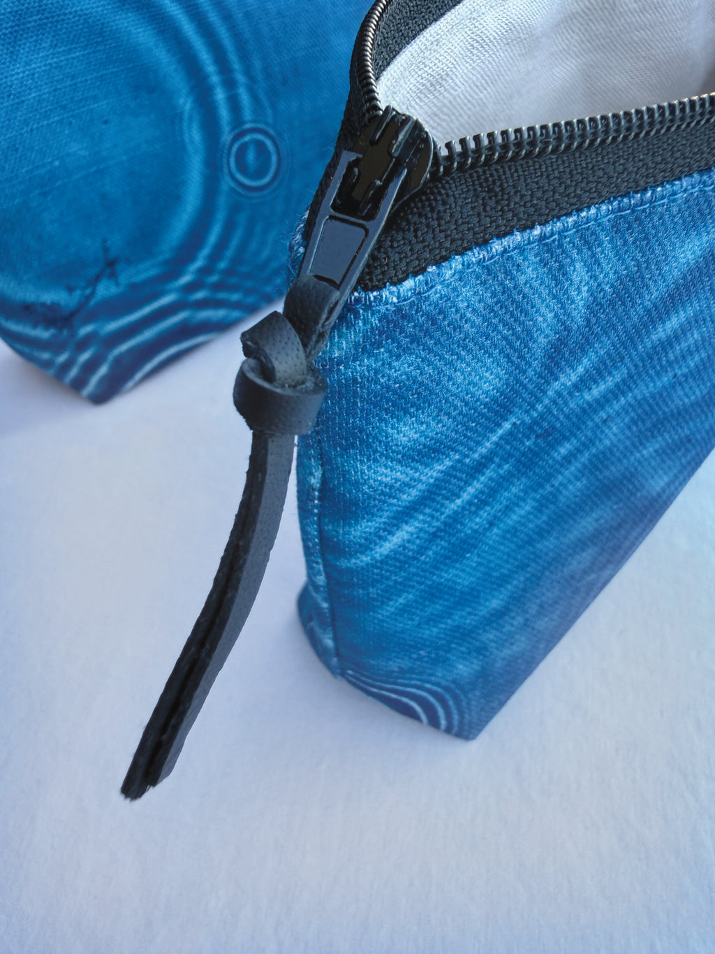The Bicheno Pouch - Cerulean Drops Fabric