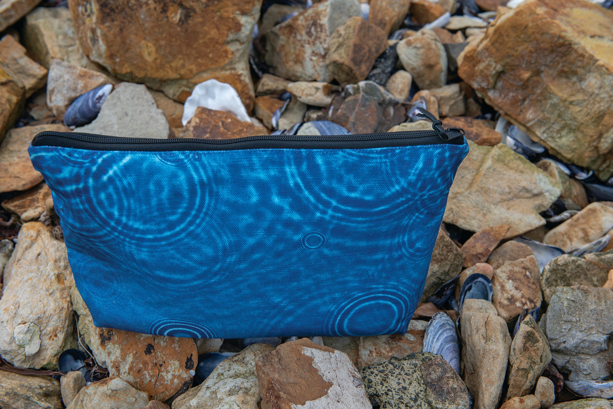 The Waratah Pouch - Cerulean Drops Fabric